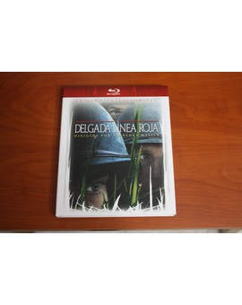 DIGIBOOK LA DELGADA LINEA ROJA