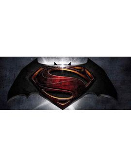 Batman v Superman llegará a España bajo el nombre 'Batman v Superman: El Amanecer de la Justicia'