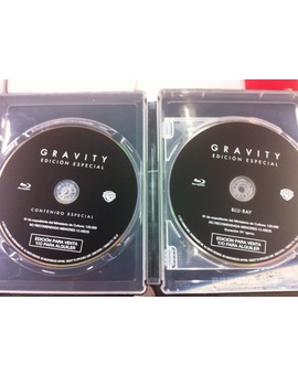 Aviso: El steelbook de 'Gravity' incluye un nuevo disco de extras.