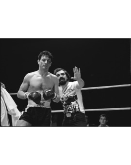 Para ser un gran director.. Hay que tener una película en blanco y negro.