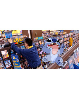 Espacios de cine en tiendas españolas - OPINIÓN / DEBATE