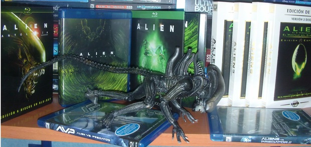 Todo Alien - By Semonster