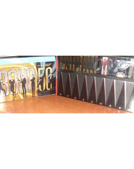 Mis 2 colecciones de Bond... James Bond