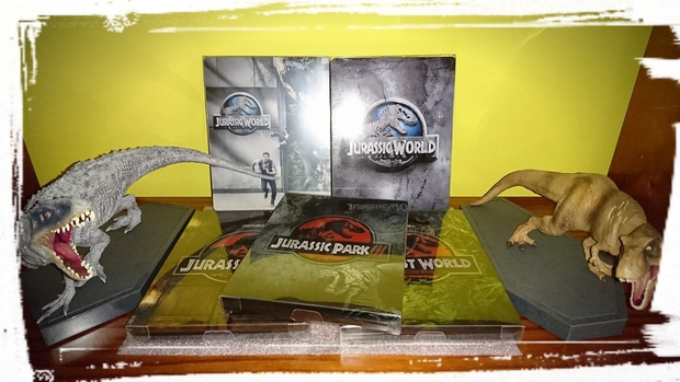 Jurassic Park Figura Colección Steelbook  