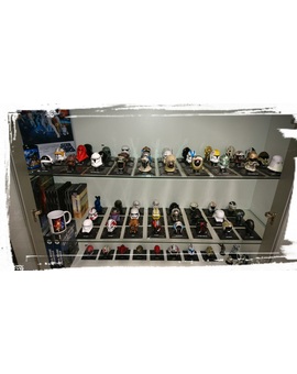 Completando... la coleccion de 80 cascos starwars :D