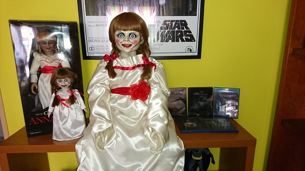 Colección Annabelle [Pelis y figuras] No os asusteis con la edición limitada a escala real.