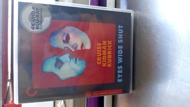 Eyes wide shut en 4k 