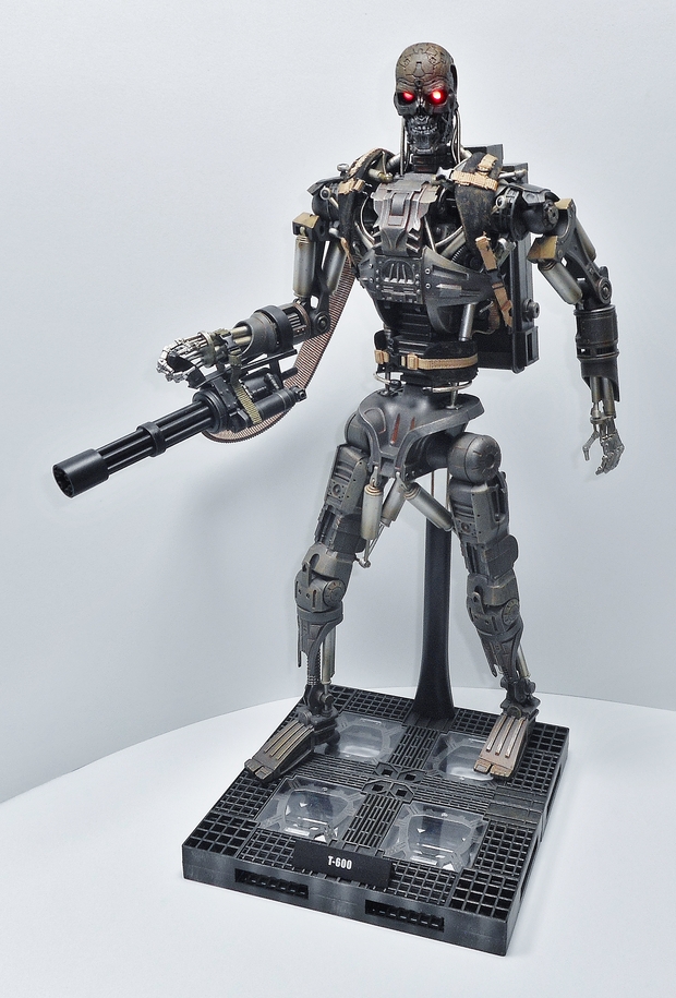 Figura Terminator T-600 - Terminator Salvation (Hot Toys)