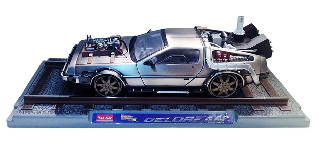 Delorean DMC-12 - Back To The Future III (Sun Star)
