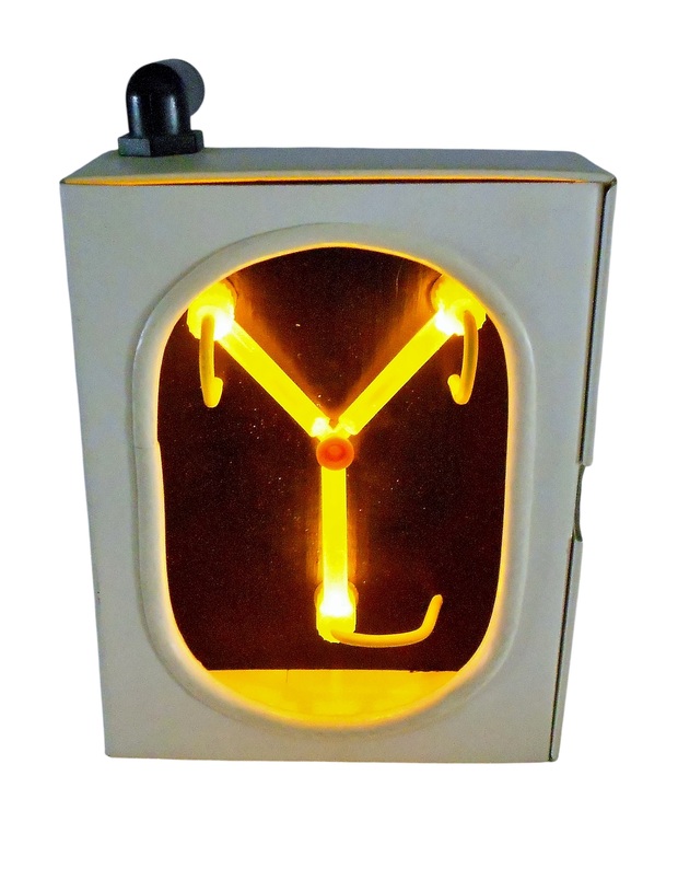 Condensador de Fluzo: Back to the Future - Elaborado por mi: