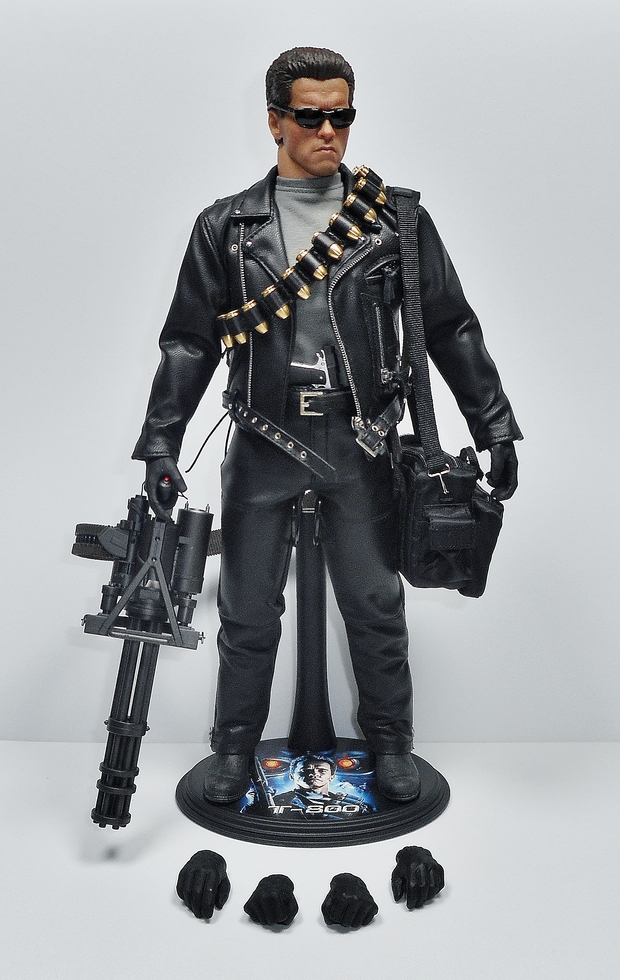 Figura Future Warrior T-800 - Terminator 2: Judgment Day (Present Toys)