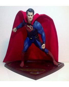 Figura Man Of Steel