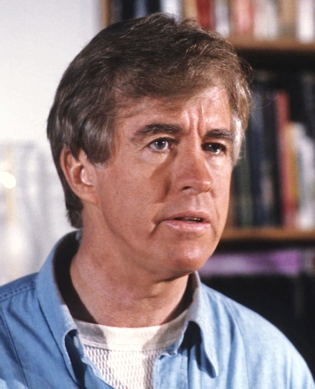 Fallece Clu Gulager 