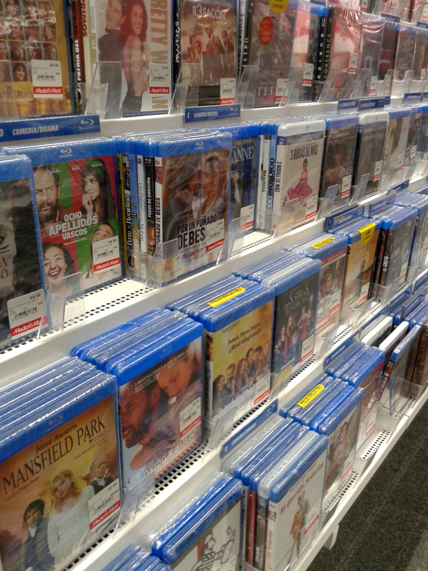 ¿Cómo ordenaríais vosotros los BluRays en las tiendas?