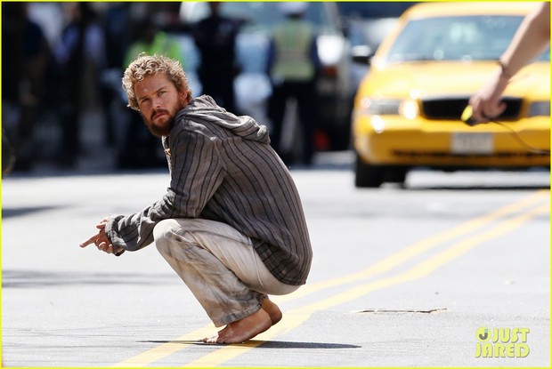 Finn Jones responde a las críticas negativas que está teniendo Marvel’s Iron Fist 