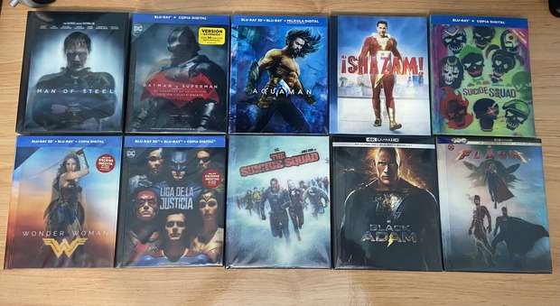 Colección Digibook DCU 2023