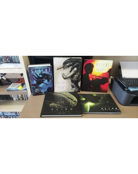 Mi coleccion de libros/comics del universo Alien