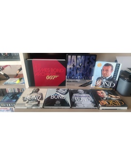 Mi coleccion de libros sobre James Bond