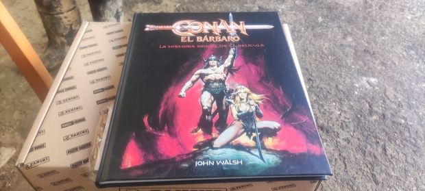 Libro sobre la pelicula de Conan el barbaro