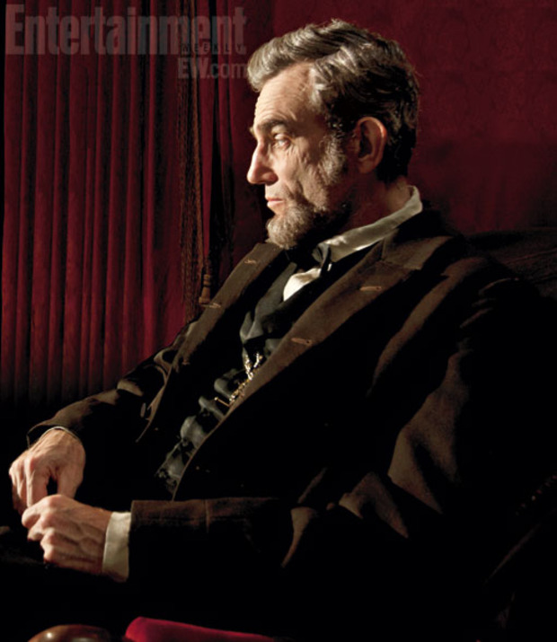 Primera imagen oficial de Daniel Day-Lewis como 'Lincoln', de Steven Spielberg.