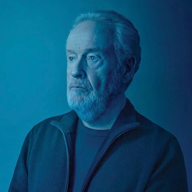 ¡¿Qué director ni qué hostias?! ¡Influencer, joder!