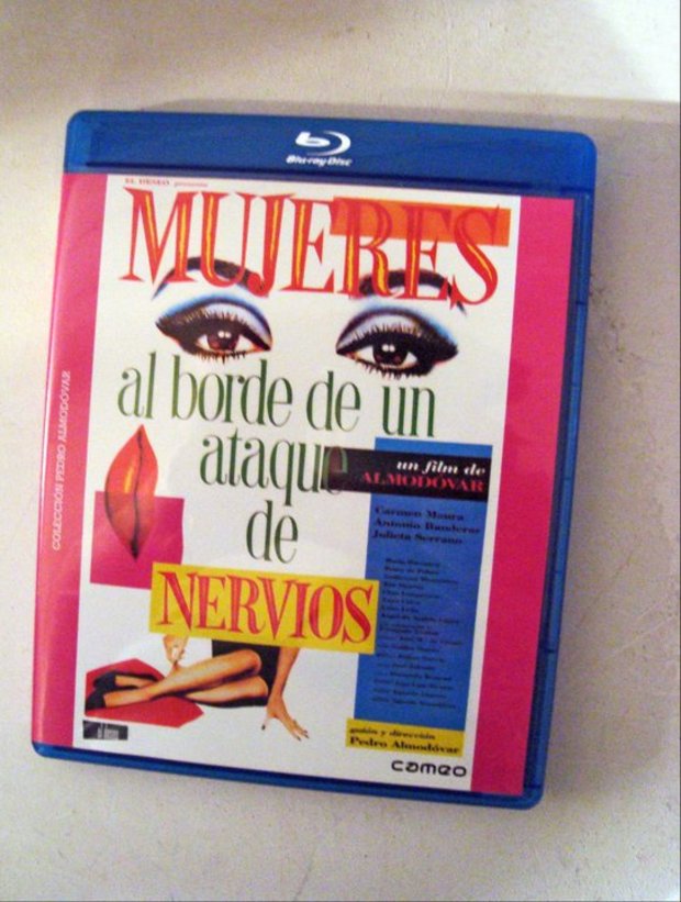 MUJERES AL BORDE DE UN ATAQUE DE NERVIOS - Bluray (Mediamarkt 9'90 €)