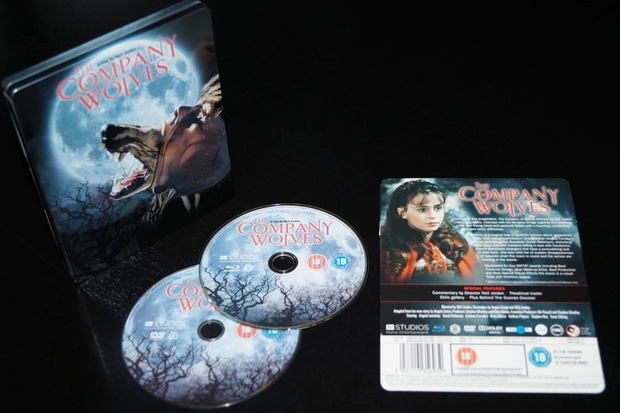 En Compañía De Lobos Steelbook