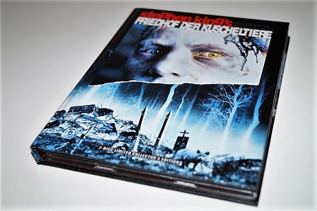 El Cementerio Viviente - Digibook