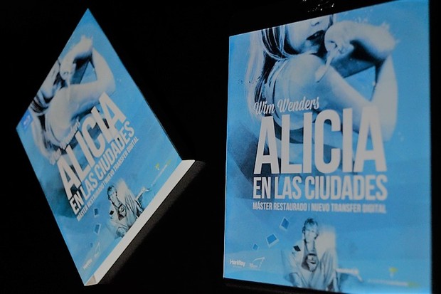 Alicia En Las Ciudades