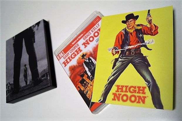 Solo ante el peligro - Boxset & custom