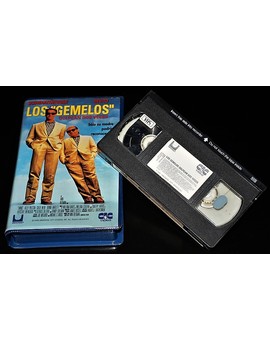 Los gemelos golpean dos veces - VHS videoclub & historia de abuelo Cebolleta