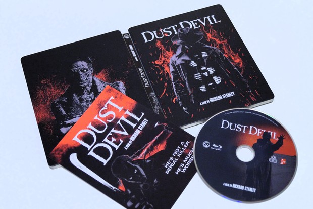 El demonio del desierto - Steelcase bd
