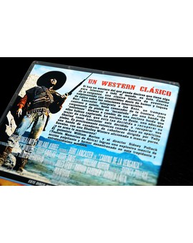 ¿Quién cojo*** hace las sinopsis de las ediciones?