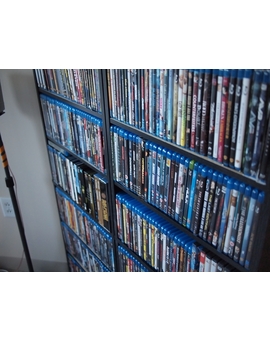 ¿Con qué criterio colocáis los blu-rays en la estantería?