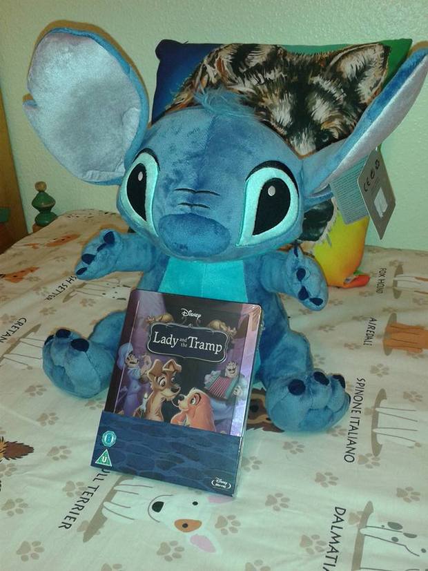 Regalitos pre-cumpleaños de un extraterrestre azulado...