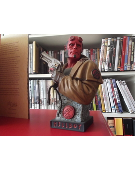 Busto Hellboy 
