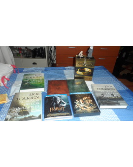 Mi colección Hobbit + ESDLA. Actualizada con mejor imagen.