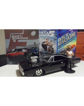 Colección Fast & Furious + Dodge Charger 1970 + Mini Vin Diesel