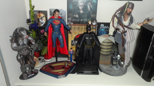 Predator, Superman, Batman, Sparrow Ubicadas. Por el momento.