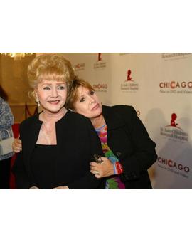 Y ahora... Hospitalizan a Debbie Reynolds ( Madre de Carrie Fisher). 
