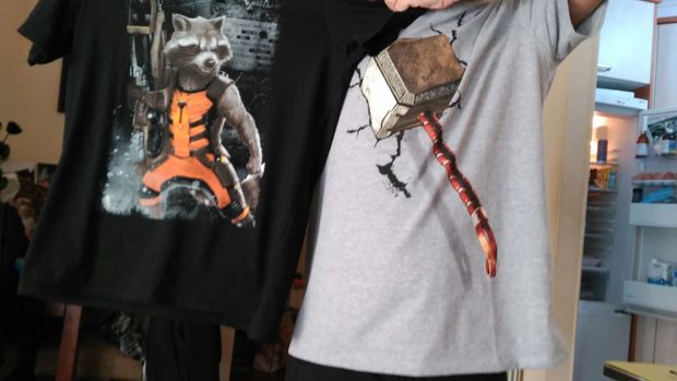 Camisetas Regaladas con retraso XD.