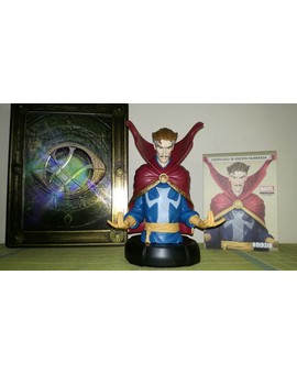 Marvel Busto Collection!! Un EXTRAÑO en mi estantaría.