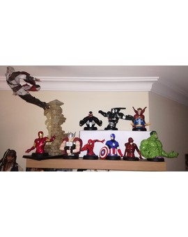 Mi rincón Marvel Bustos+ Asesino XD.