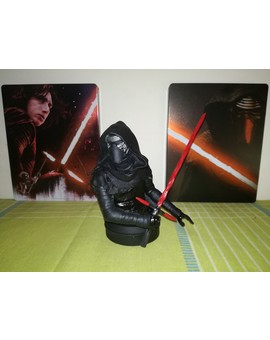  Kylo Ren Busto Collection!