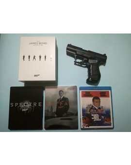 Colección 007.