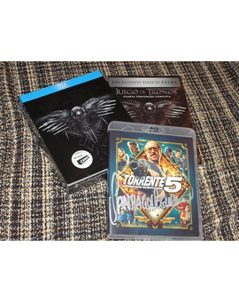 Torrente 5 Firmada, y la cuarta de los Tronos con DVD extra.
