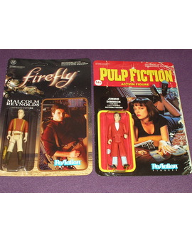 Alguien mas colecciona figuras "ReAction"? me mola mucho.