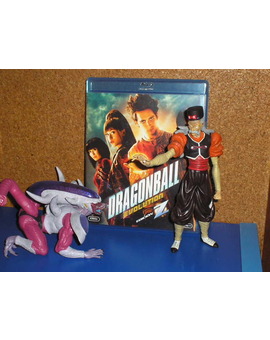 Dragon Ball Evolution y figurillas