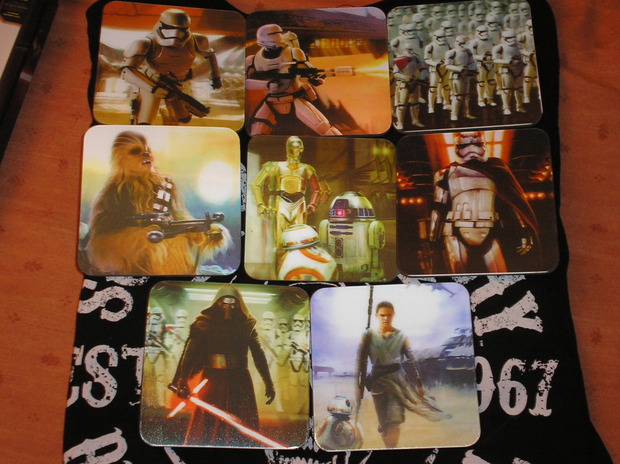 Los posa vasos lenticulares de Star Wars.