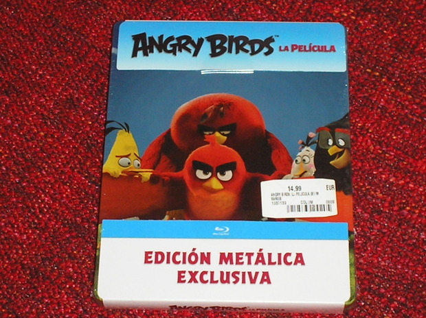 Un metal con plumas.
